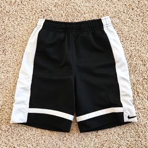 NIKE boys basketball shorts